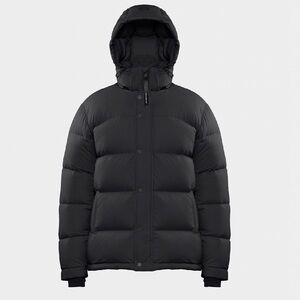 Aritzia Women’s Superpuff Jacket